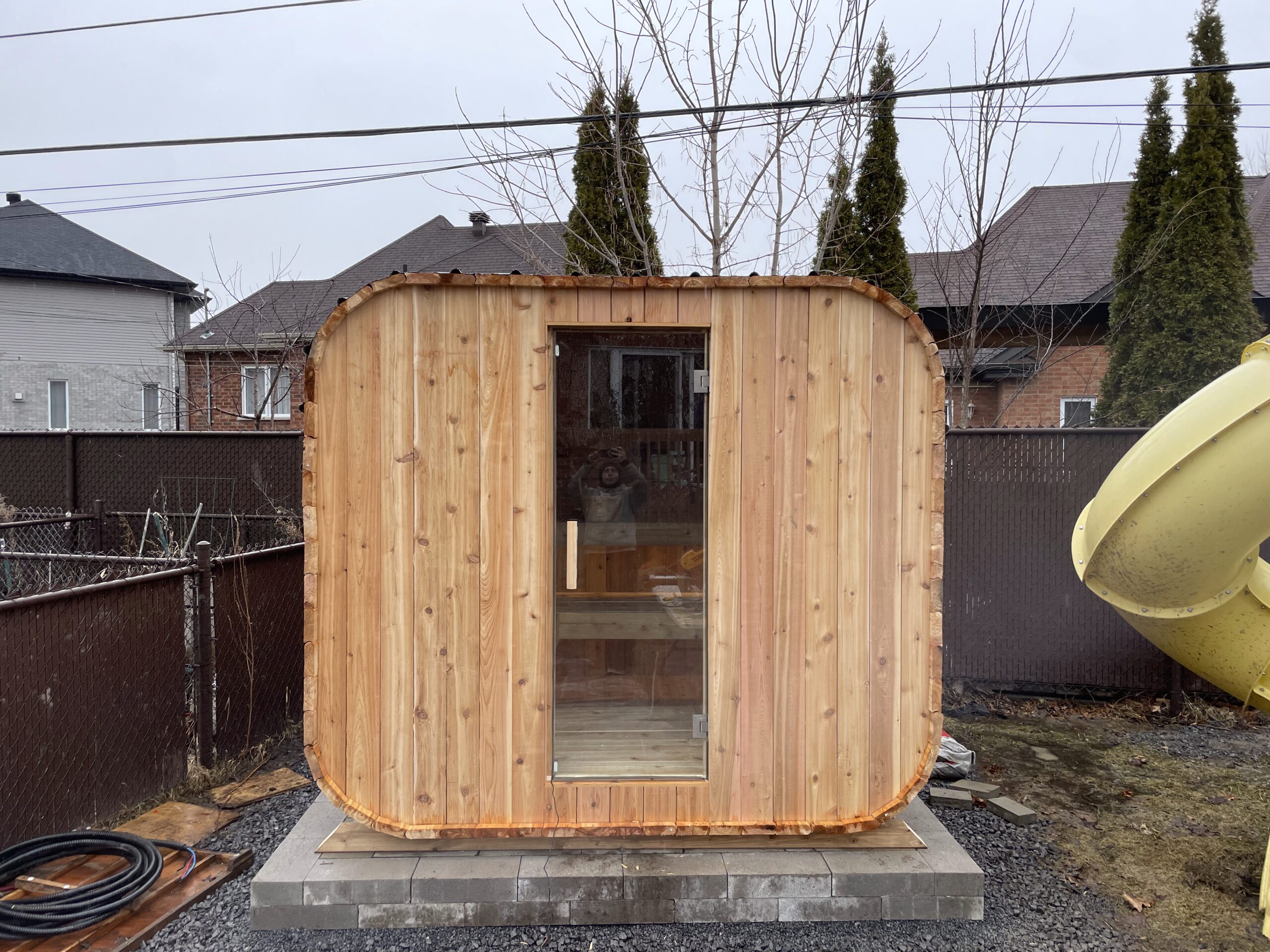 Room For 8 People (7x8x8 ft) 5200$